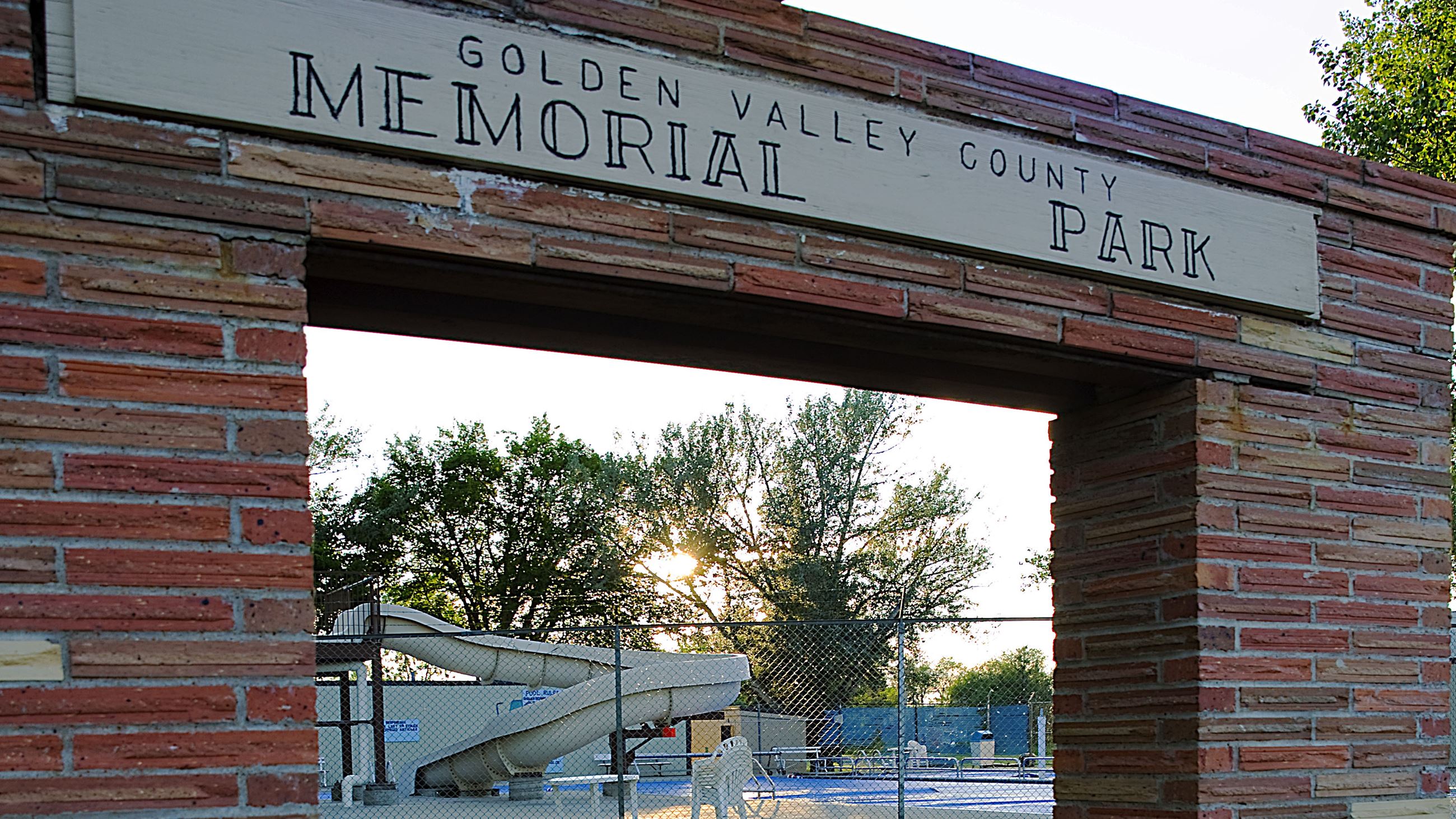 swimming pool with Memorial entrance
